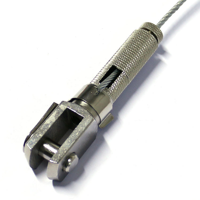 Sistema di sospensione del cavetto registrabile della pinza di presa della forcella di Griplock per i controsoffitti