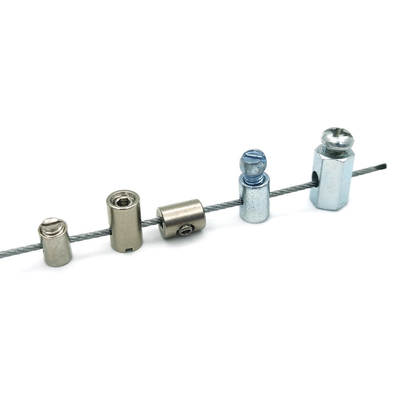 Il cavo metallico regolabile di acciaio inossidabile avvita gli accessori dell'hardware delle pinze di presa del cavo di rame per le lampade a sospensione