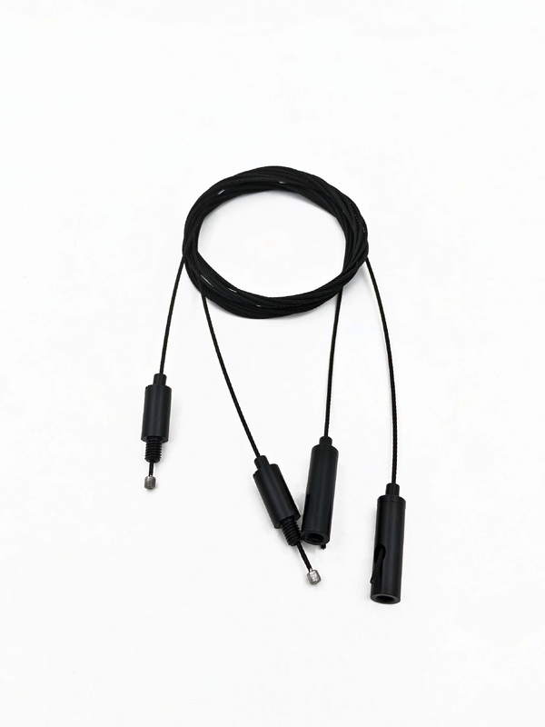 Accessorio di sospensione per lampada da soffitto per interni personalizzato OEM di fabbrica con bloccacavo regolabile nero e fune metallica in ottone completa rivestita in EDP