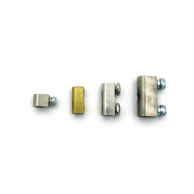 Il cavo metallico del cavo dei morsetti di cavo metallico d'acciaio che si adatta premendo gli accessori della corda cabla i fermi della pinza di presa